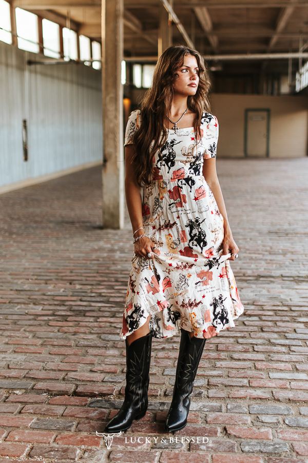Vintage Western Printed Ruffle Hem Short Sleeve Dress